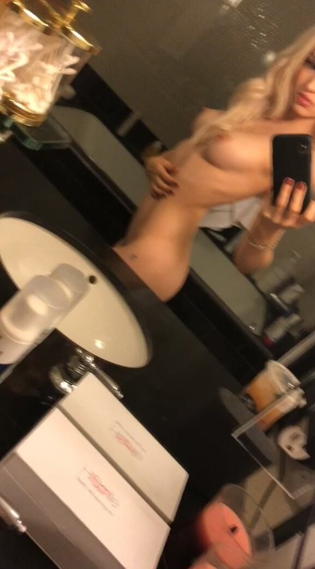Dove Cameron nude leaked OnlyFans photo #788