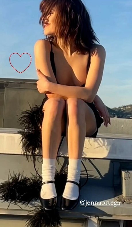 Jenna Ortega nude leaked OnlyFans photo #109