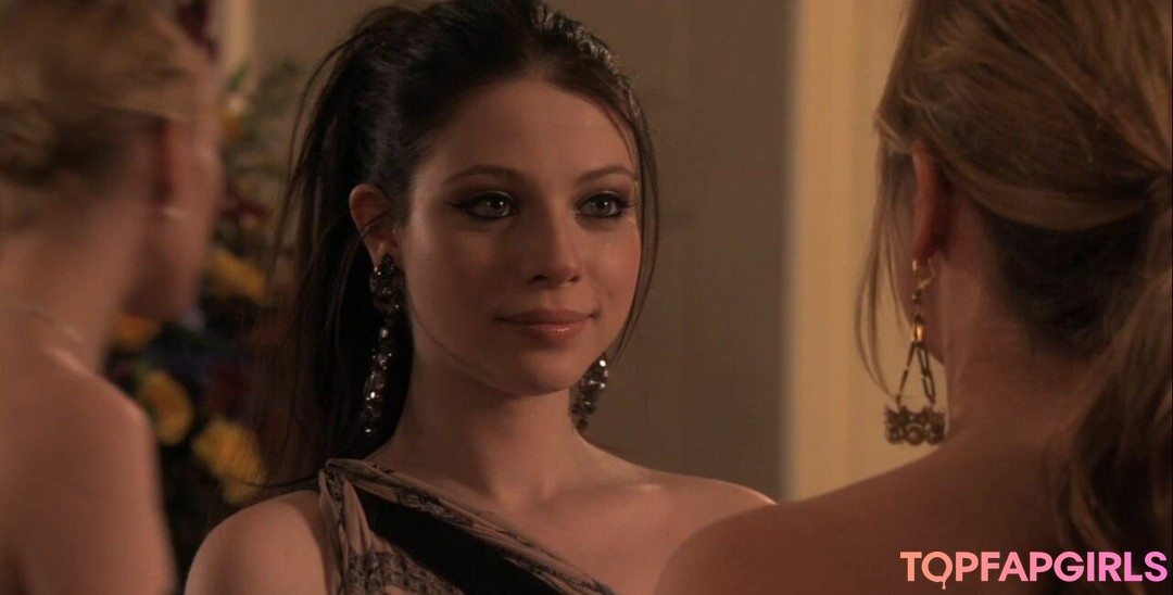 Michelle Trachtenberg Nude Leaked OnlyFans Photo #16