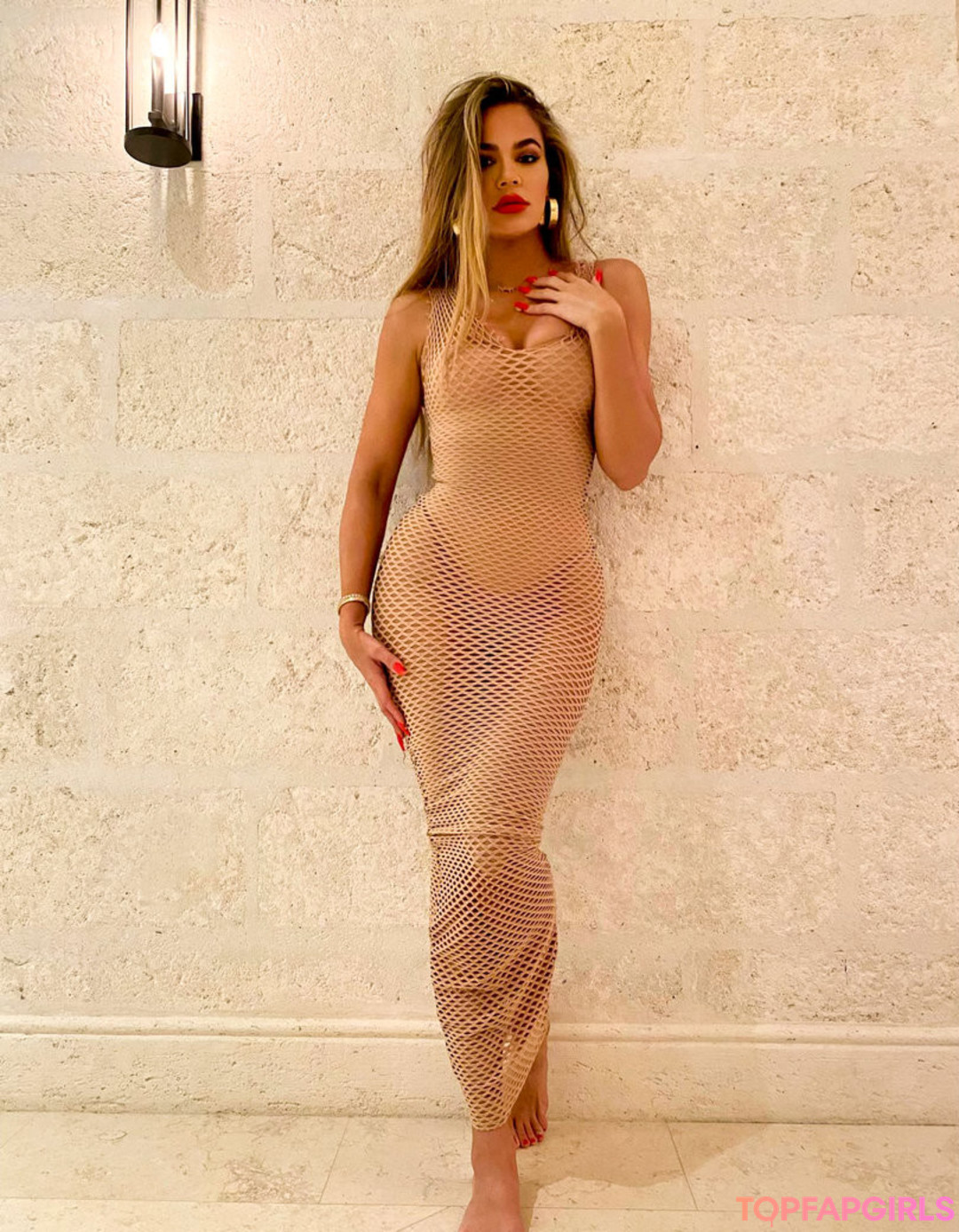 Khloe Kardashian Nude Leaked OnlyFans Photo #58