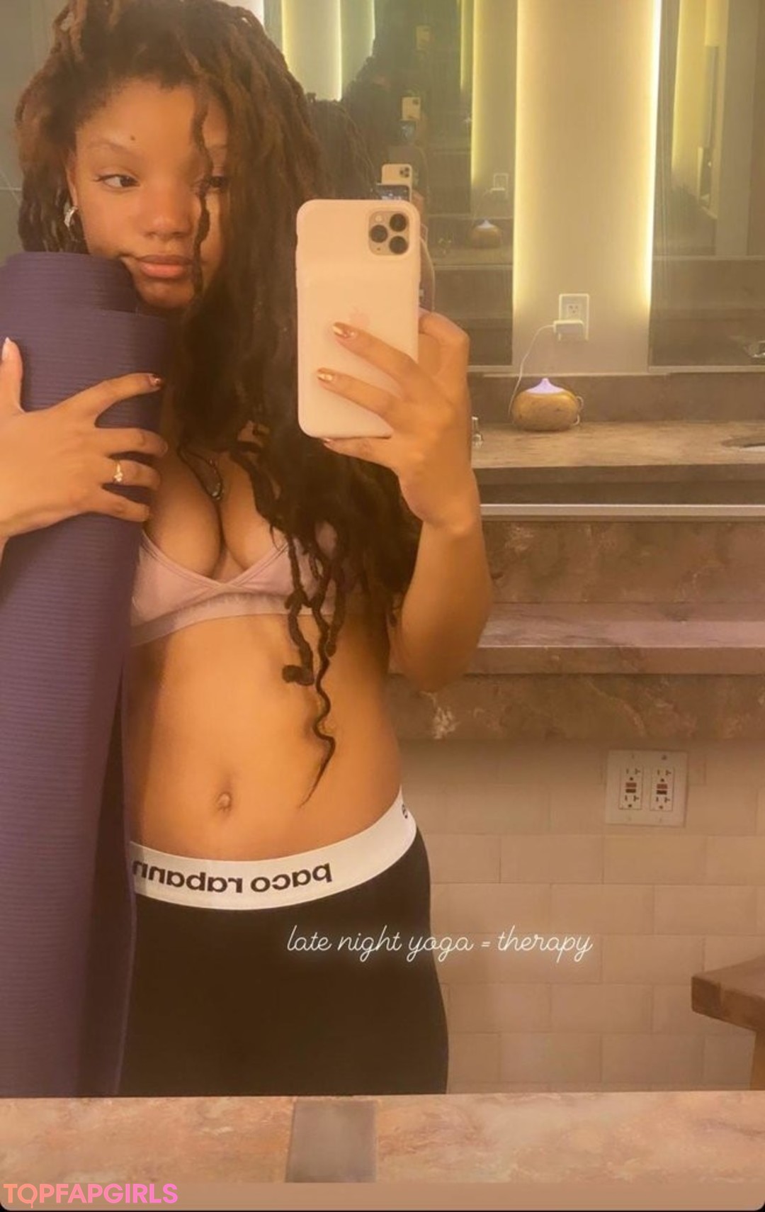 Halle Bailey Nude Leaked OnlyFans Photo #278