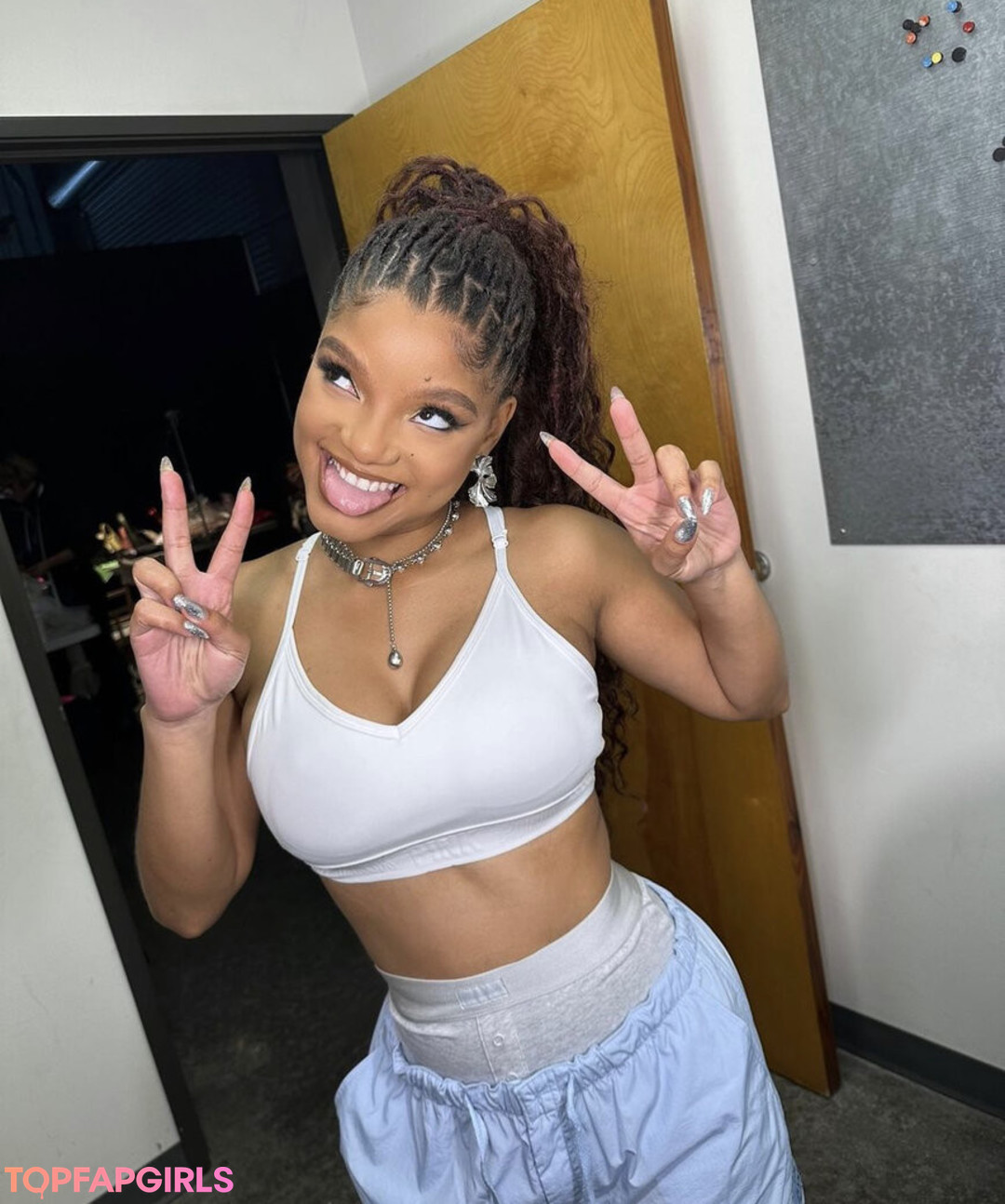 Halle Bailey Nude Leaked OnlyFans Photo #339