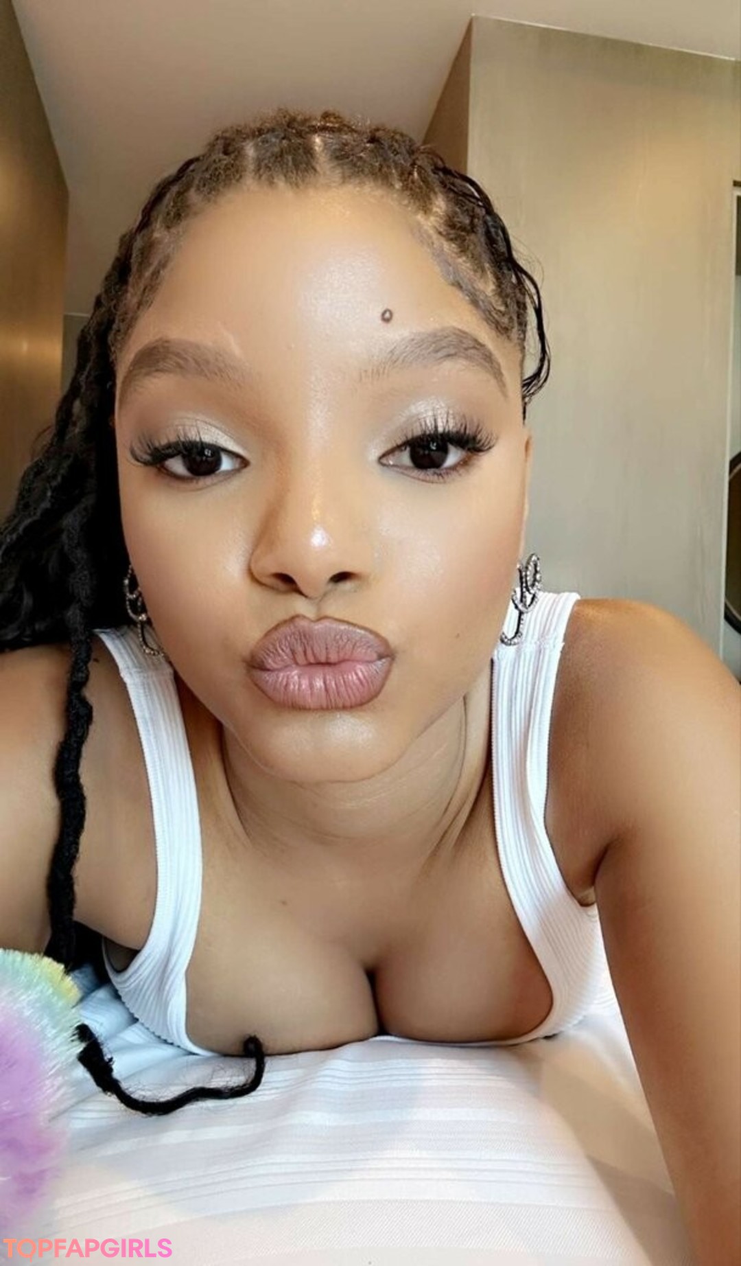 Halle Bailey Nude Leaked OnlyFans Photo #329