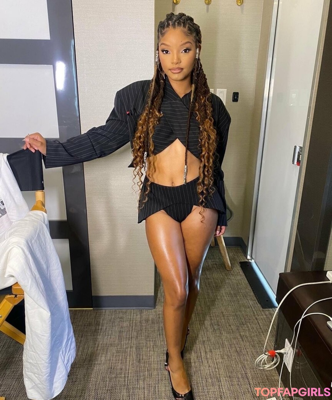 Halle Bailey Nude Leaked OnlyFans Photo #280