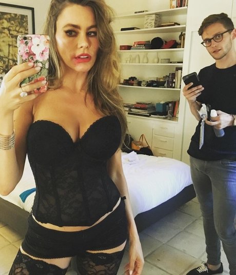 Sofia Vergara nude leaked OnlyFans photo #76