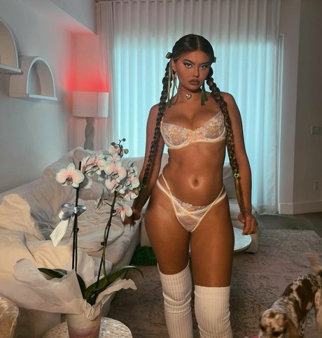 Sofia Jamora nude leaked OnlyFans pic