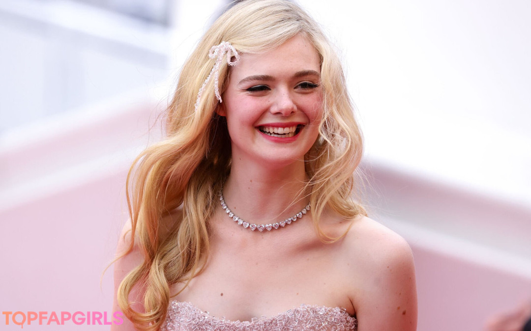 Elle Fanning Nude Leaked OnlyFans Photo #1100