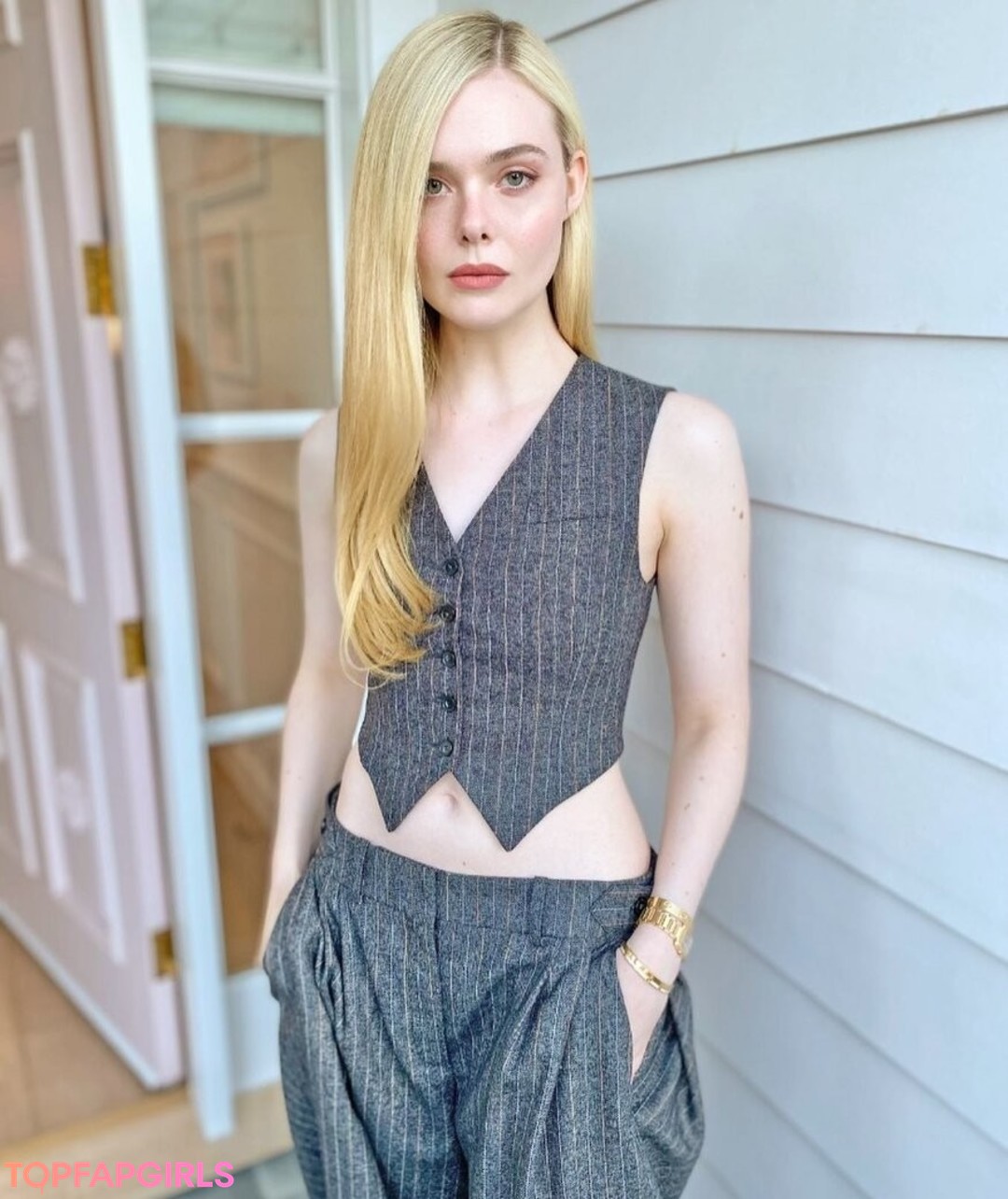 Elle Fanning Nude Leaked OnlyFans Photo #860