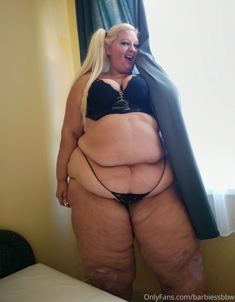 Barbiessbbw nude leaked OnlyFans pic