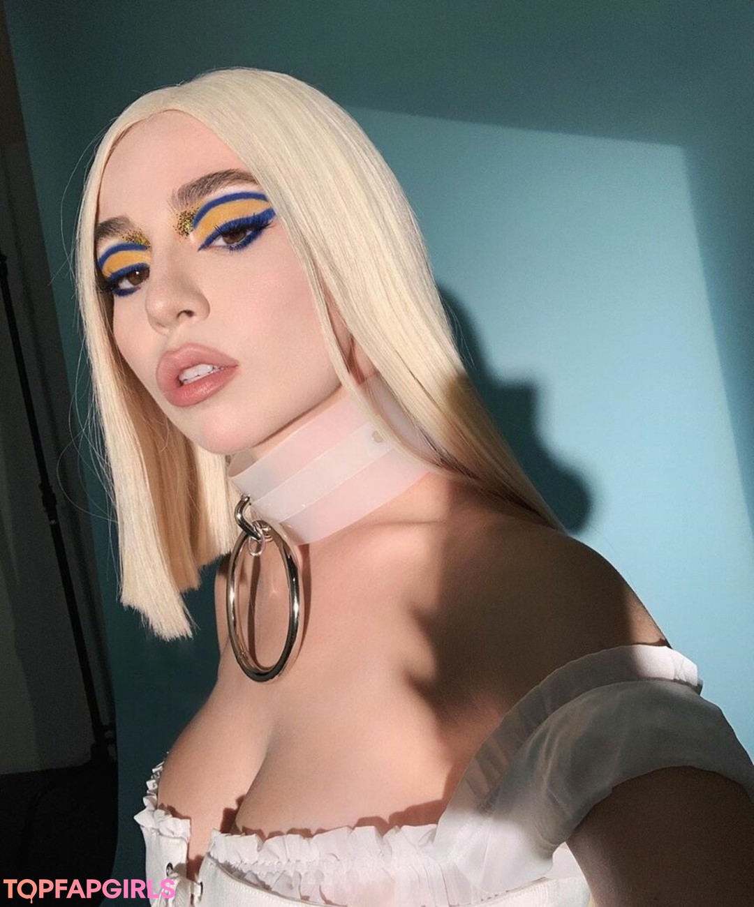 Ava Max Nude Leaked OnlyFans Photo #8