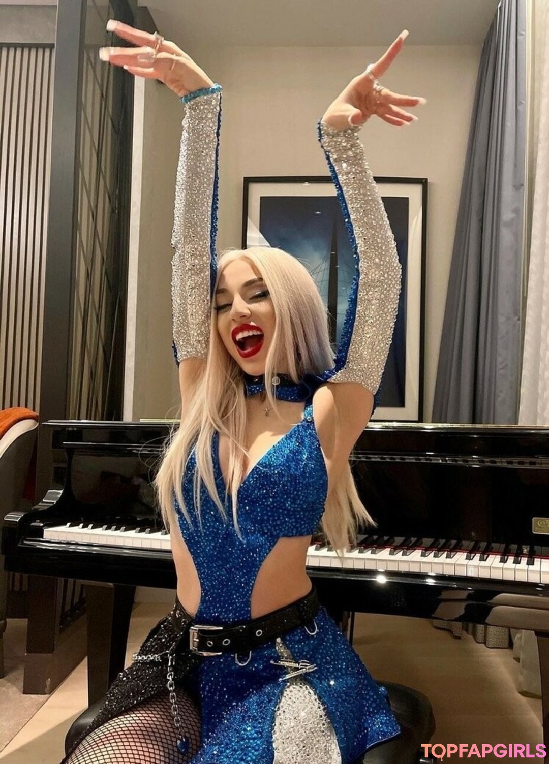 Ava Max Nude Leaked OnlyFans Photo #634