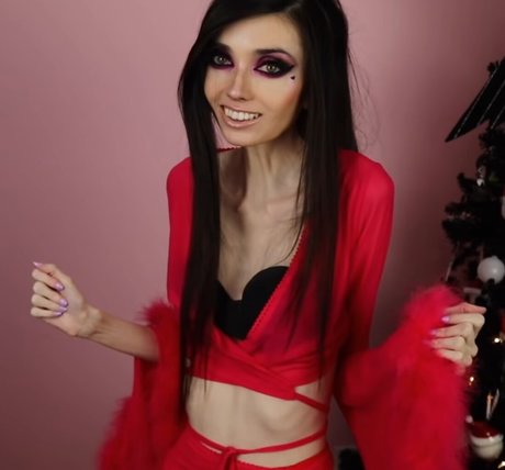 Eugenia Cooney nude leaked OnlyFans photo #9