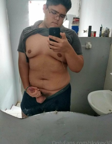 Skykey30 nude leaked OnlyFans pic