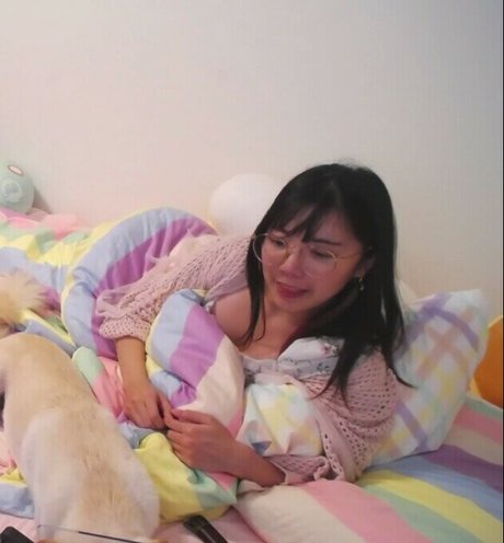 LilyPichu nude leaked OnlyFans pic