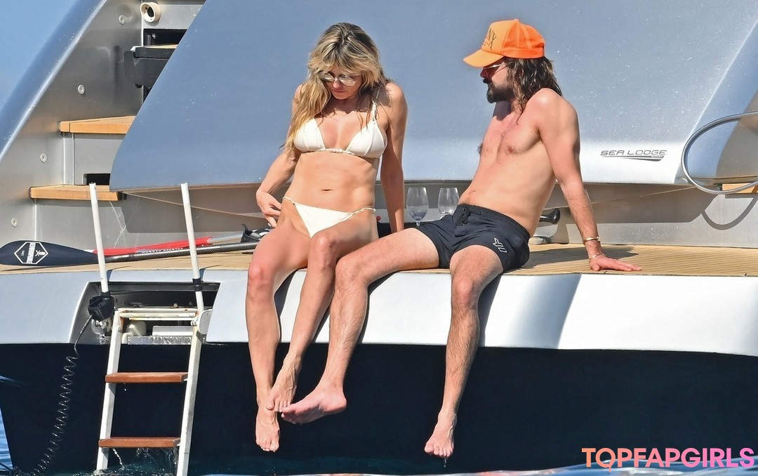 Heidi Klum Nude Leaked OnlyFans Photo #427