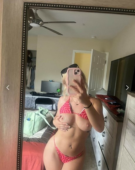 Sn0w.bunnyy nude leaked OnlyFans pic