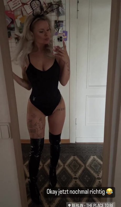 Shorty Holly nude leaked OnlyFans pic