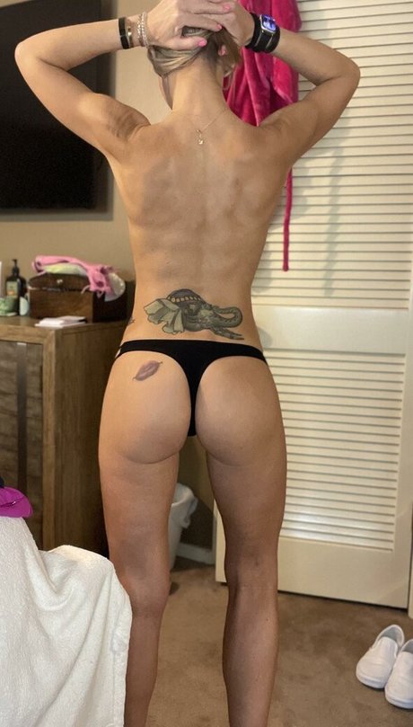 Fitwife1983 Nude Leaked OnlyFans Photo #34