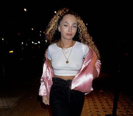 Ella Eyre nude leaked OnlyFans photo #3