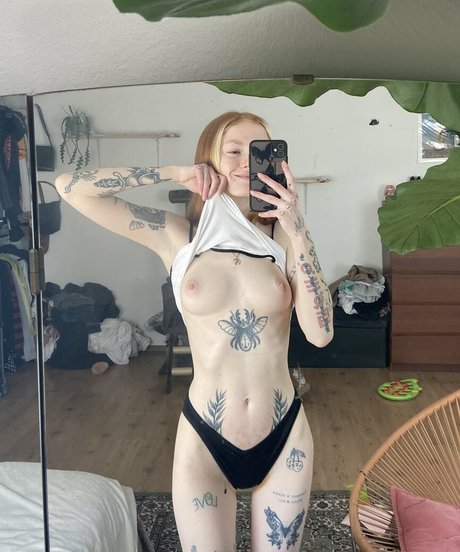 Naiadthenymph nude leaked OnlyFans pic