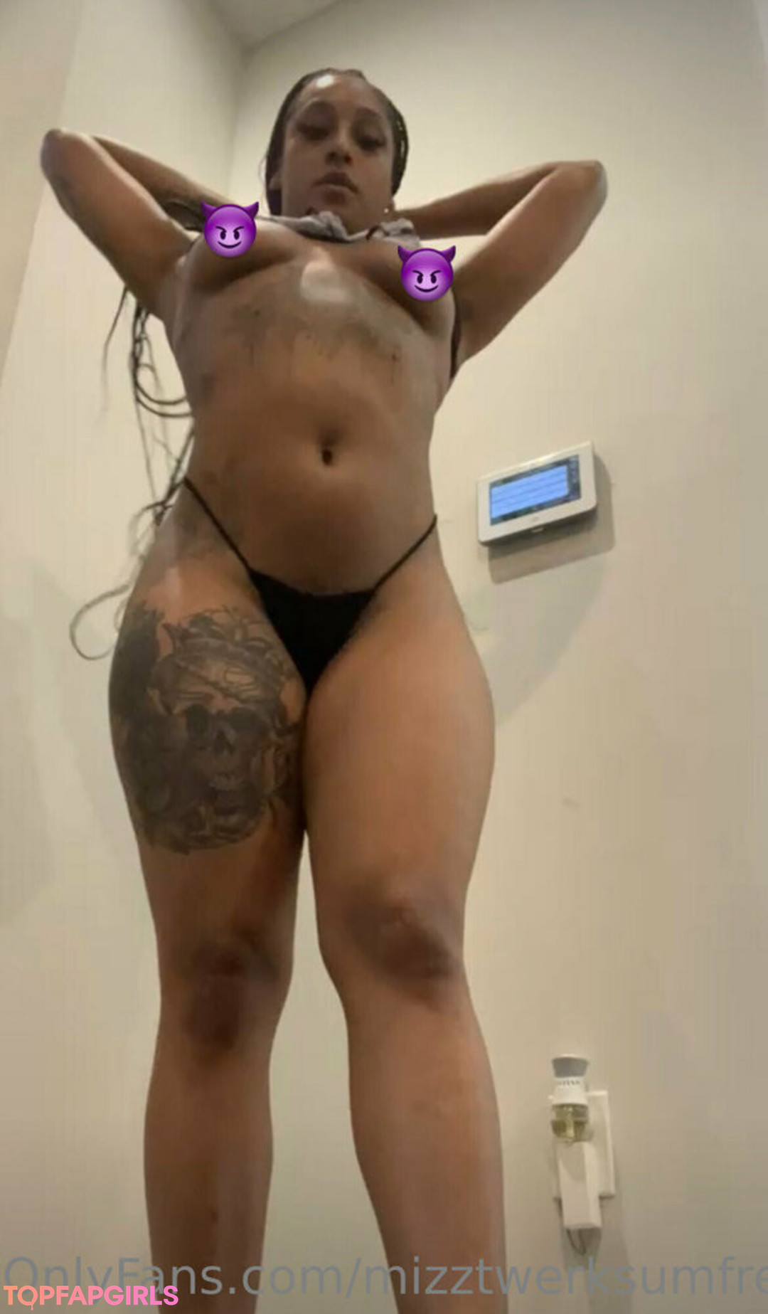 Mizztwerksumfree Nude Leaked OnlyFans Photo #3