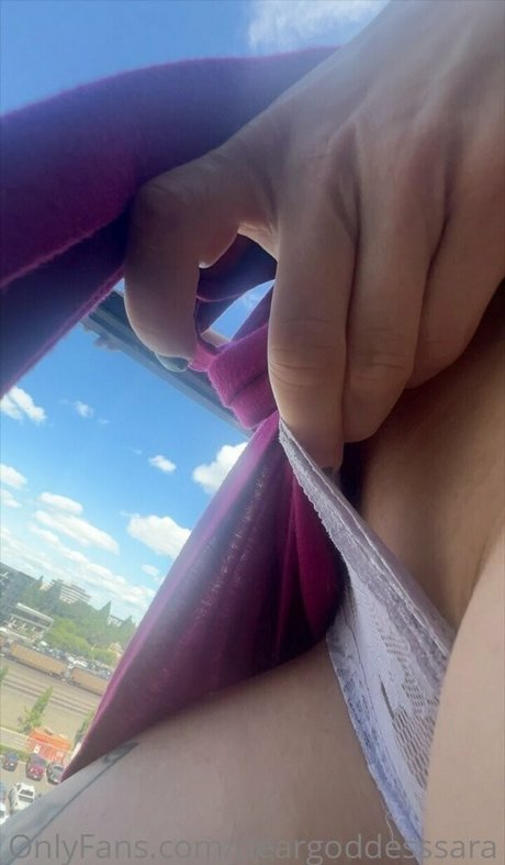 Deargoddesssara nude leaked OnlyFans pic