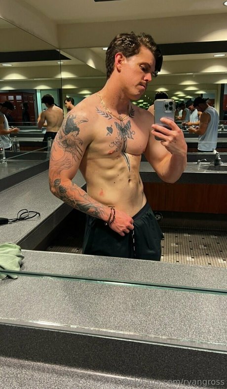 Ryangross nude leaked OnlyFans pic