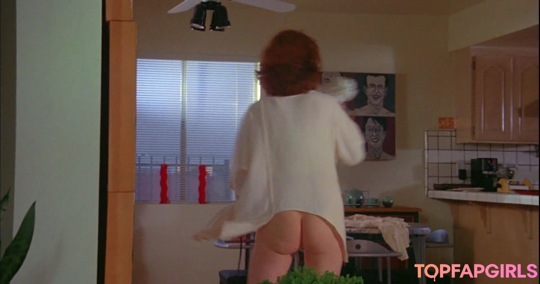 Julianne Moore Nude Leaked OnlyFans Photo #26