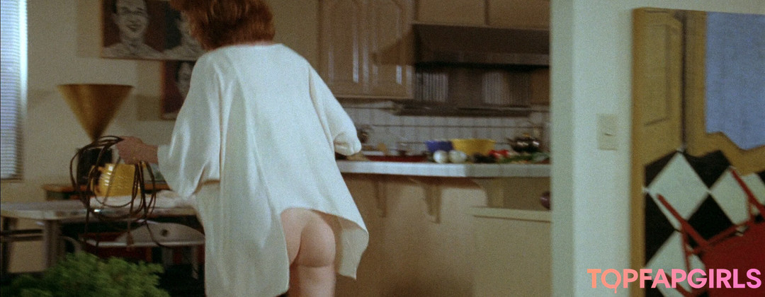 Julianne Moore Nude Leaked OnlyFans Photo #2