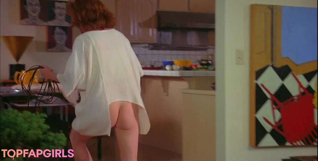 Julianne Moore Nude Leaked OnlyFans Photo #18