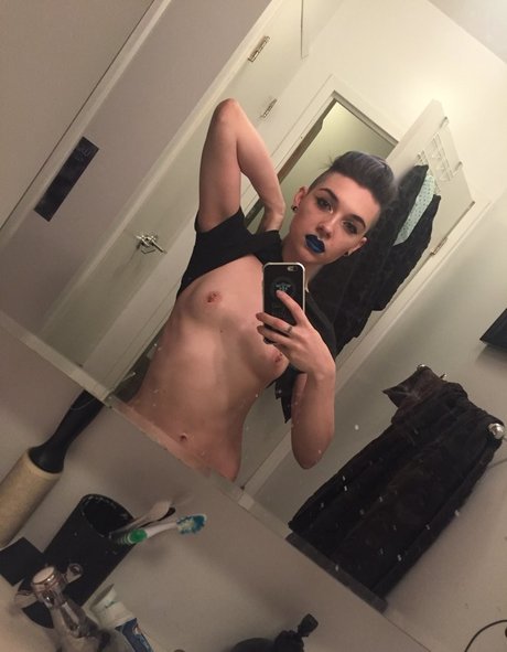 Poisonne nude leaked OnlyFans pic