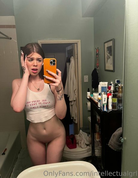 Intellectualgrl nude leaked OnlyFans pic