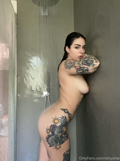 Vicky Ohw nude leaked OnlyFans photo #2