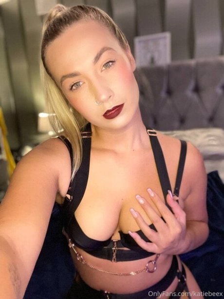 Katiebeex nude leaked OnlyFans photo #48