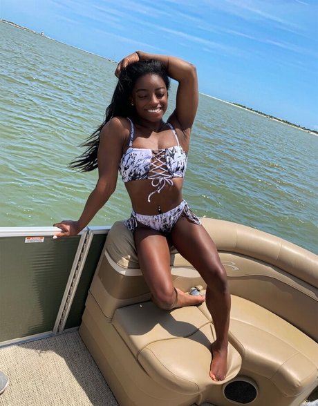 Simone Biles nude leaked OnlyFans photo #75