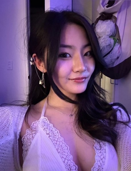 Arine Kim nude leaked OnlyFans pic