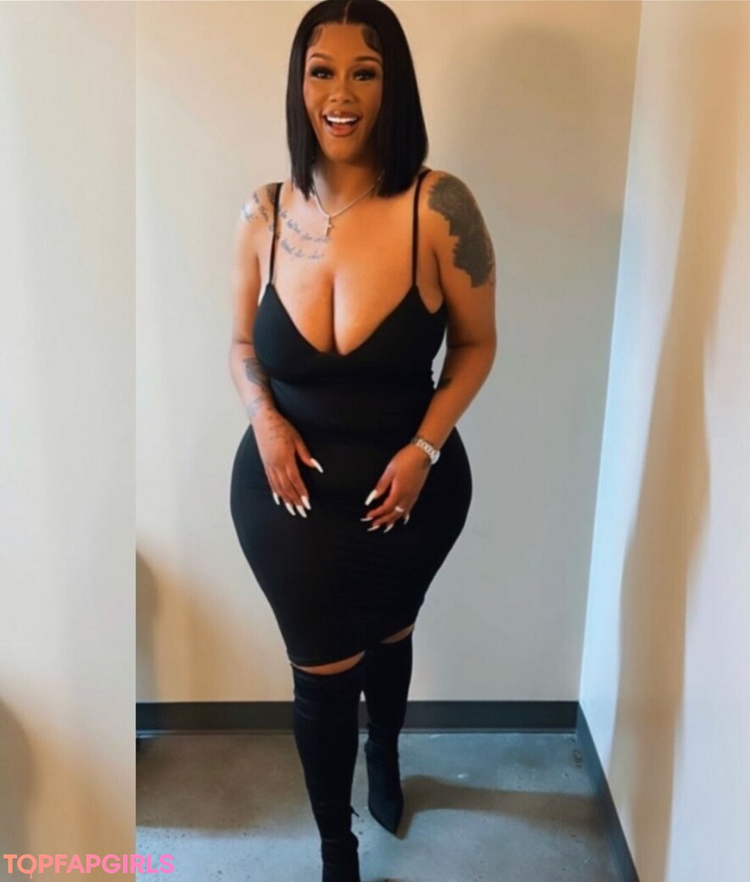 Nunu Nellz Nude Leaked OnlyFans Photo #16