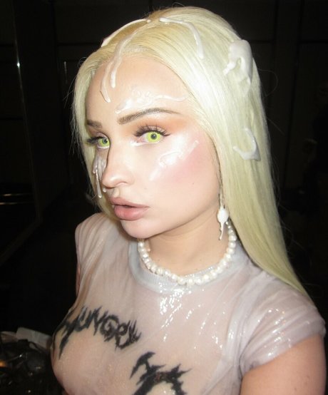 Kim Petras nude leaked OnlyFans pic