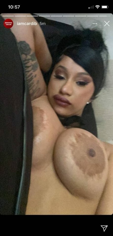 Cardi B nude leaked OnlyFans pic