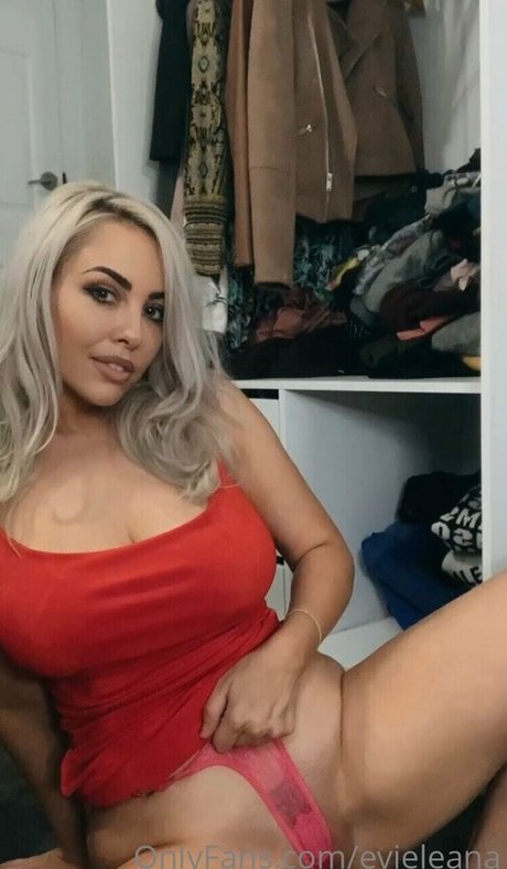 Evieleana nude leaked OnlyFans pic