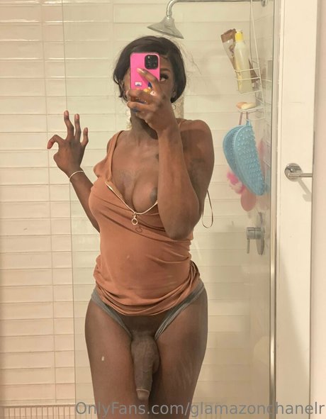 Glamazonchanelr nude leaked OnlyFans pic