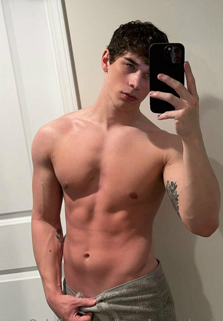 Brandonrowlandx nude leaked OnlyFans photo #8