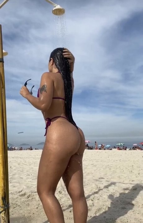 Luiza Moura nude leaked OnlyFans pic