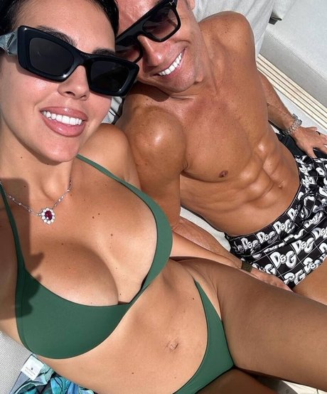 Georgina Rodriguez nude leaked OnlyFans photo #49