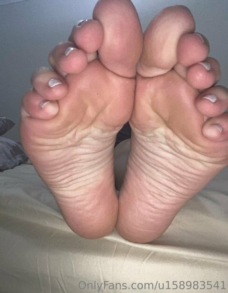 Barefootlibran nude leaked OnlyFans photo #21