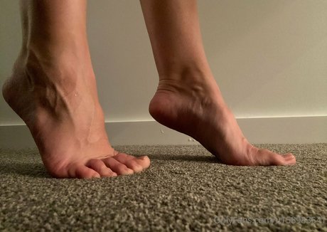 Barefootlibran nude leaked OnlyFans photo #3