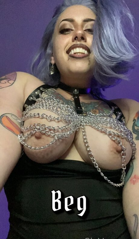 Slyvampyre nude leaked OnlyFans pic