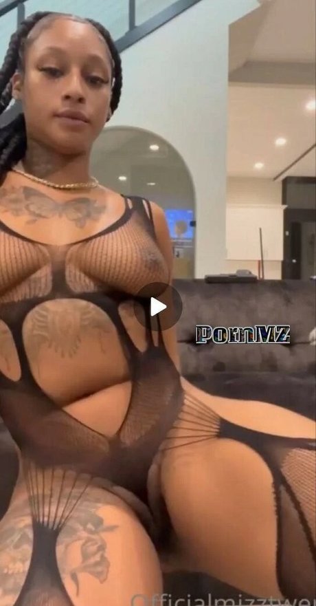 Mizz Twerksum nude leaked OnlyFans pic