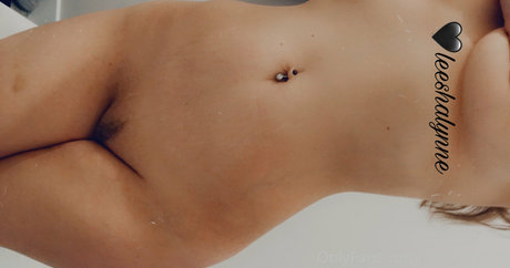 Leeshalynne nude leaked OnlyFans photo #14