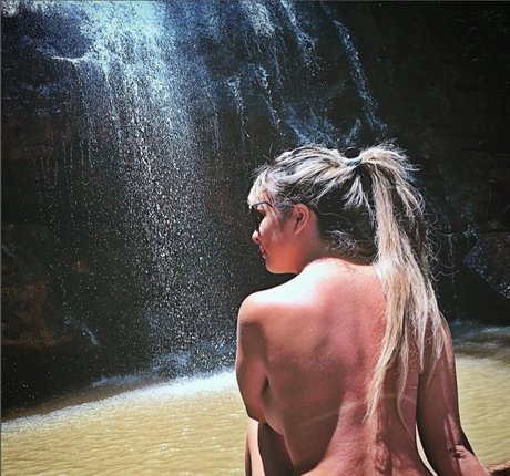 Garotas De Brasilia nude leaked OnlyFans pic